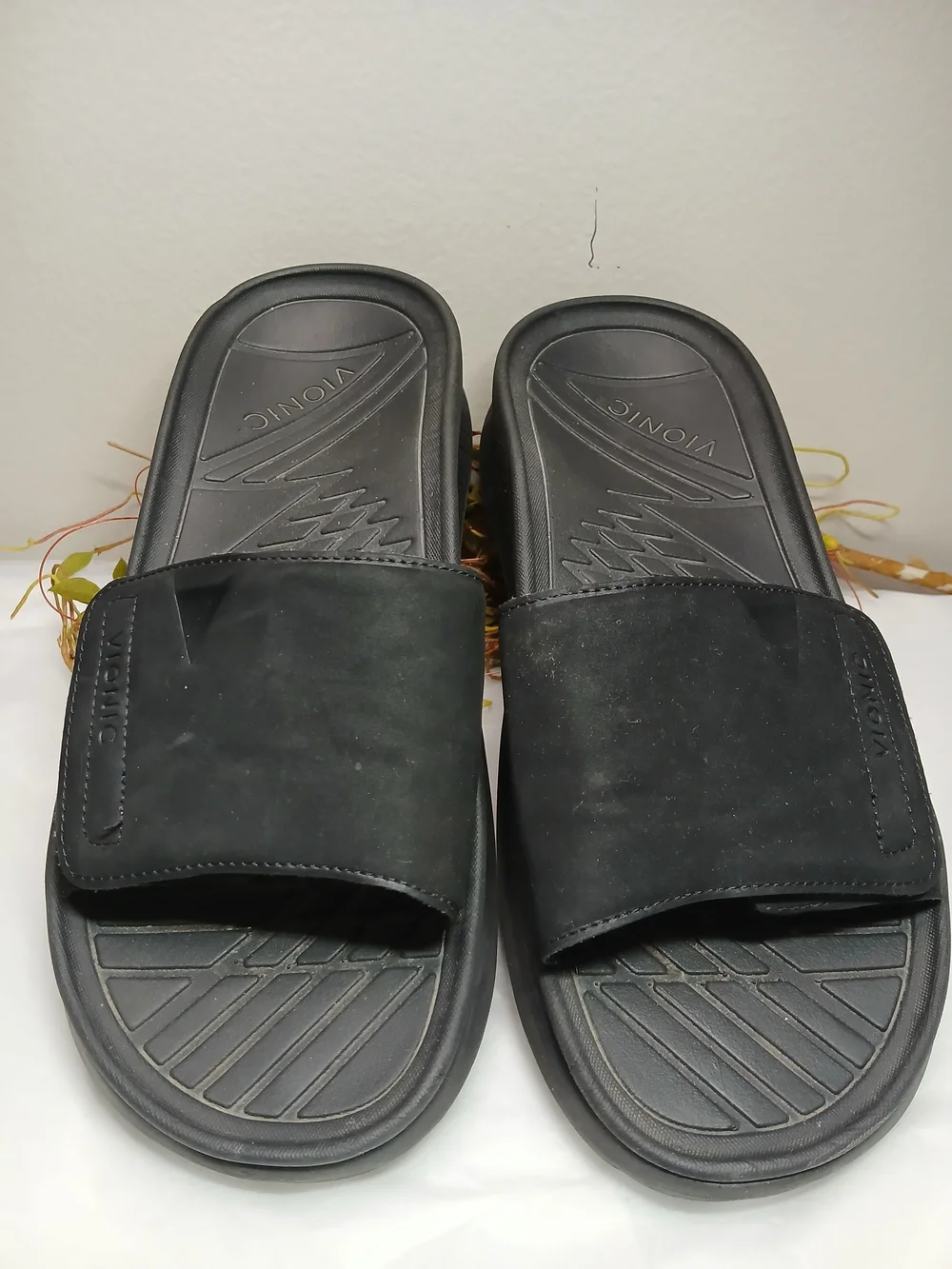 Vionic Unisex Black Slip-On Slide Sandals *Need Cleaned* Mens Sz 9.5 Womens 11